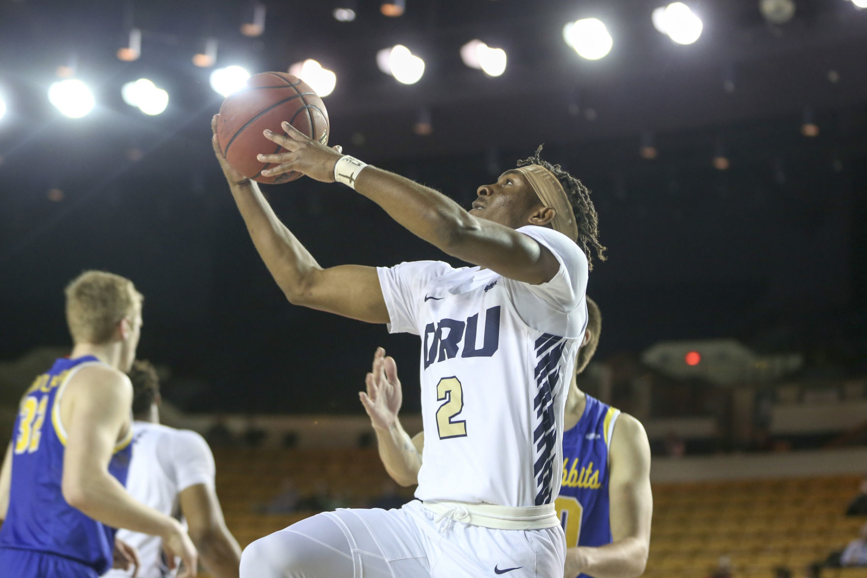 Oral Roberts Golden Eagles vs South Dakota State Jackrabbits